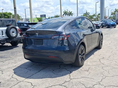 2025 Tesla Model Y Long Range