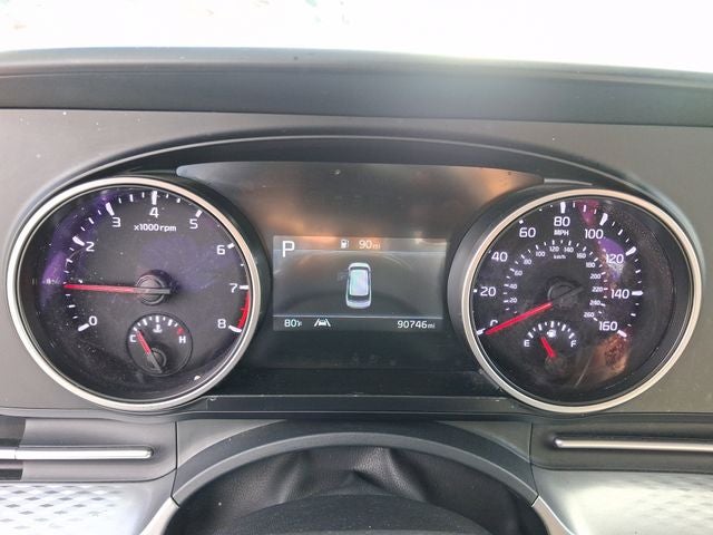 2023 Kia Carnival LX