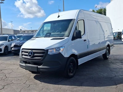 2025 Mercedes-Benz Sprinter 2500 Cargo 170 WB High Roof