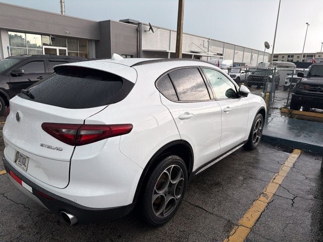 2019 Alfa Romeo Stelvio Base