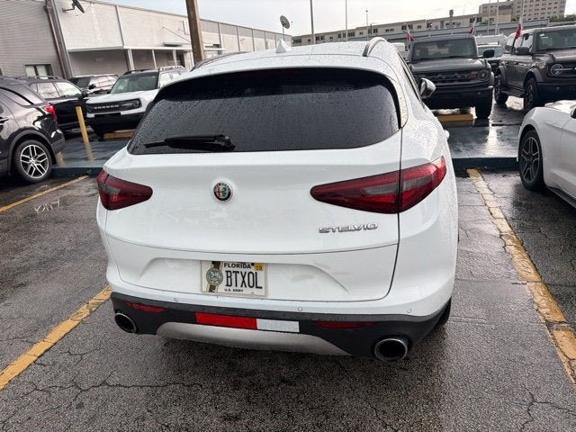 2019 Alfa Romeo Stelvio Base
