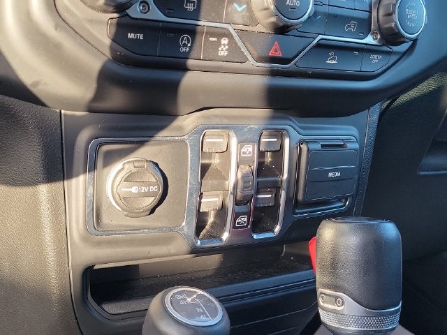2023 Jeep Wrangler Altitude