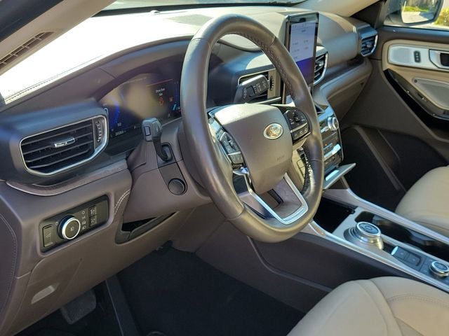 2023 Ford Explorer Platinum
