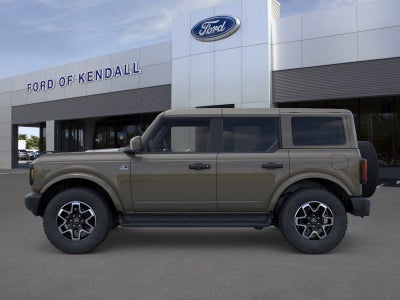 2026 Ford Bronco Outer Banks