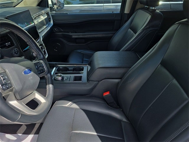 2023 Ford Expedition XLT