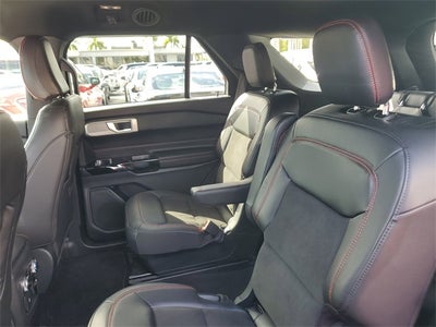 2023 Ford Explorer ST-Line