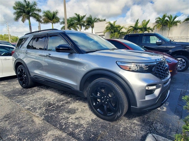 2023 Ford Explorer ST-Line