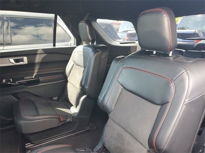 2022 Ford Explorer ST-Line