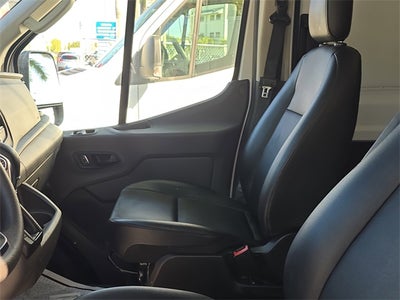 2022 Ford Transit-250 Base