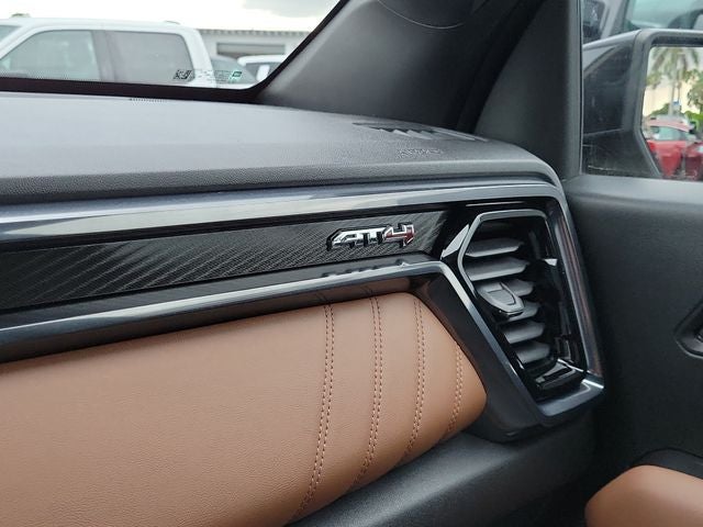 2023 GMC Canyon AT4