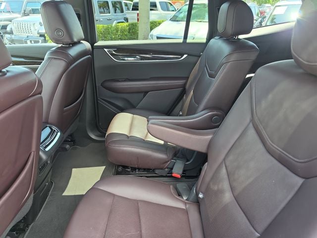 2021 Cadillac XT6 Premium Luxury