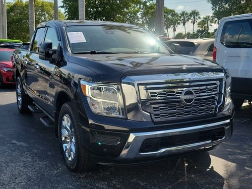 2024 Nissan Titan SV