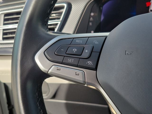 2024 Volkswagen Atlas Cross Sport 2.0T SEL Premium R-Line