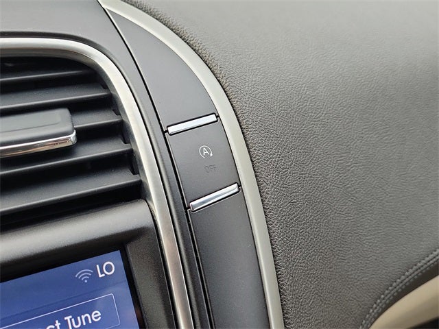 2019 Lincoln Nautilus Standard