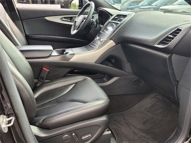 2020 Lincoln Nautilus Standard