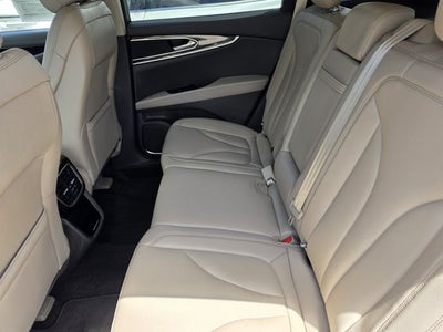 2022 Lincoln Nautilus Standard