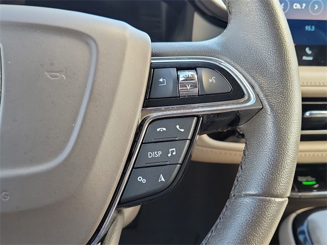 2022 Lincoln Nautilus Standard