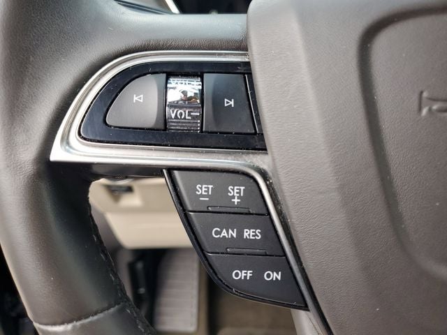 2019 Lincoln Nautilus Select