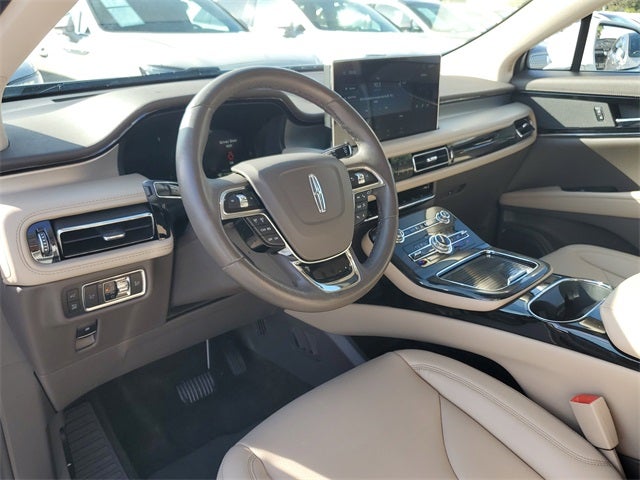 2023 Lincoln Nautilus Standard