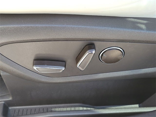 2023 Lincoln Nautilus Black Label