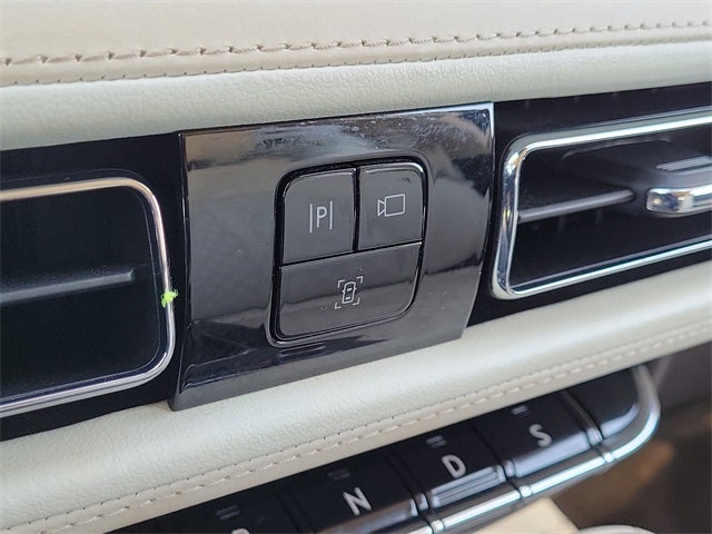 2023 Lincoln Nautilus Black Label