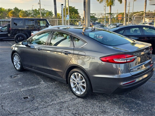 2020 Ford Fusion SE