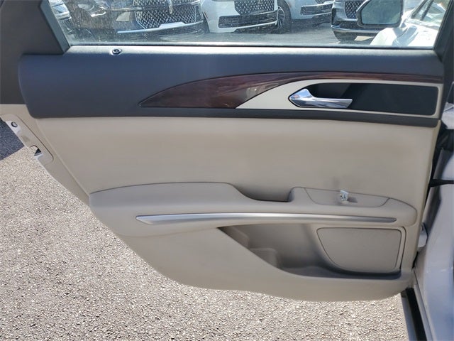 2016 Lincoln MKZ Base