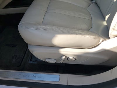 2016 Lincoln MKZ Base