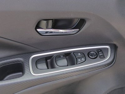 2023 Nissan Versa 1.6 SR