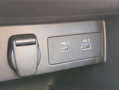 2023 Nissan Versa 1.6 SR