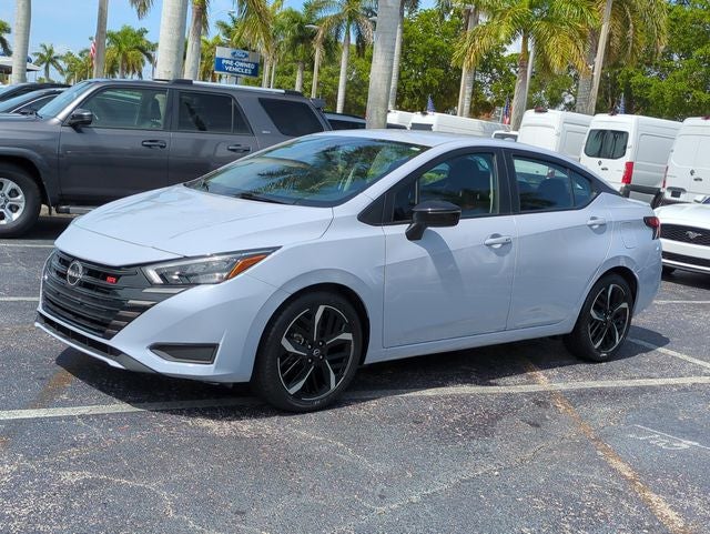 2023 Nissan Versa 1.6 SR