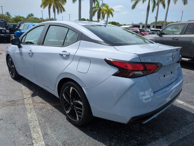 2023 Nissan Versa 1.6 SR