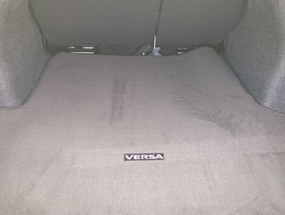 2023 Nissan Versa 1.6 SR