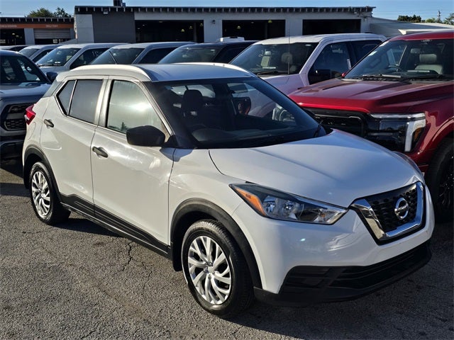2019 Nissan Kicks S
