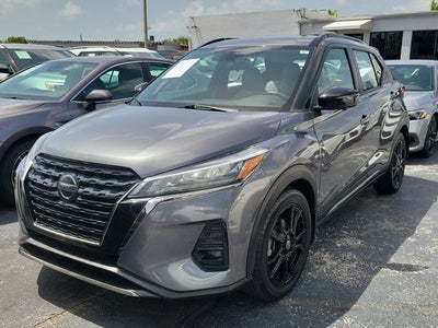 2021 Nissan Kicks SR
