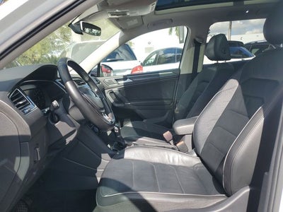 2018 Volkswagen Tiguan 2.0T SEL Premium