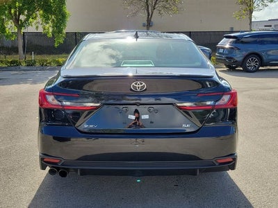 2025 Toyota Camry SE