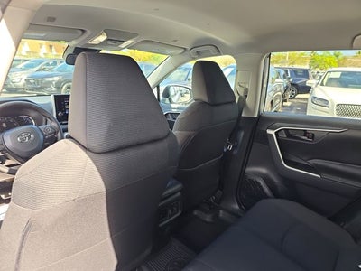 2024 Toyota RAV4 Hybrid LE