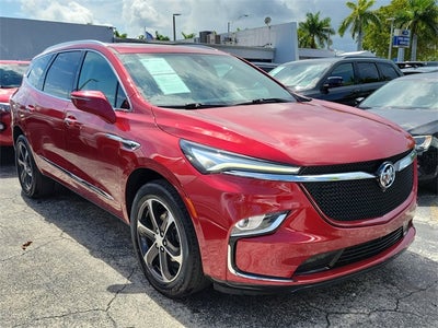 2022 Buick Enclave Essence