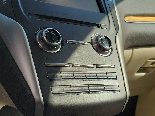 2015 Lincoln MKC Base