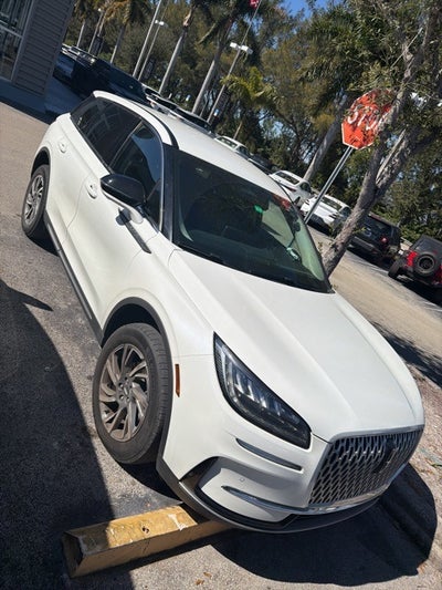 2023 Lincoln Corsair Standard