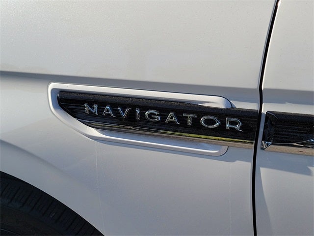 2024 Lincoln Navigator Black Label