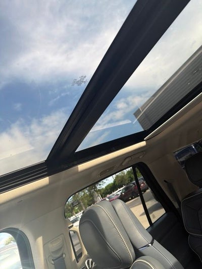 2022 Lincoln Navigator L Black Label