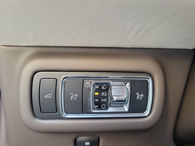 2024 Lincoln Nautilus Black Label