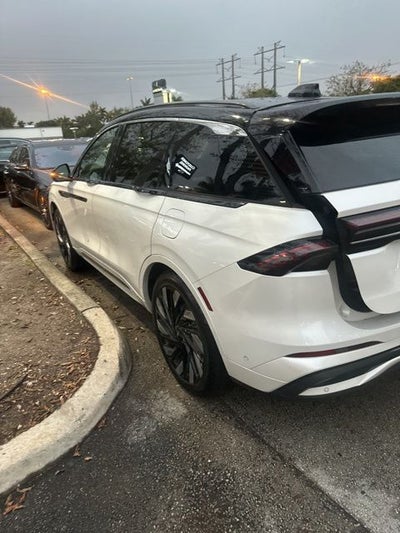 2024 Lincoln Nautilus Black Label