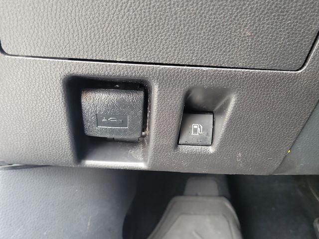 2021 Toyota Highlander L