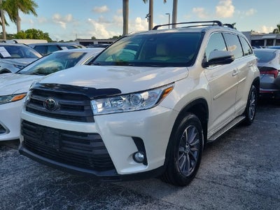 2018 Toyota Highlander SE