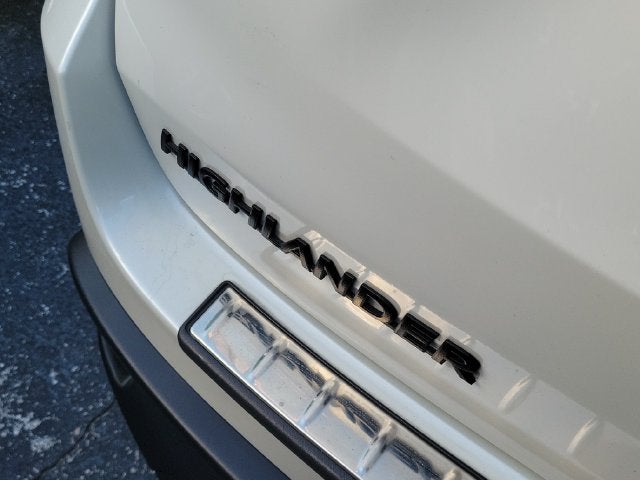 2018 Toyota Highlander SE