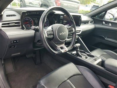 2022 Kia K5 GT-Line