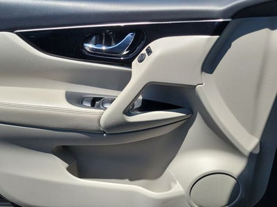 2017 Nissan Rogue Sport SL